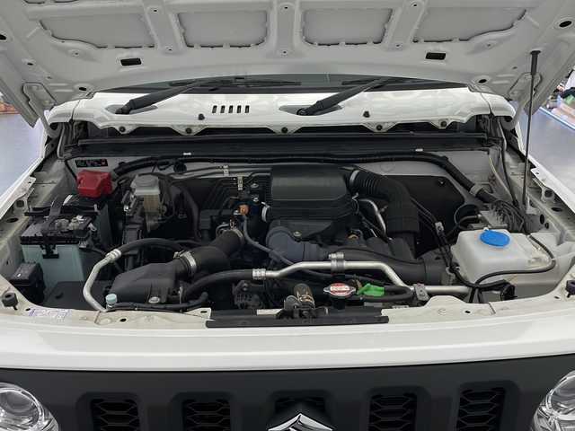 スズキ ジムニー XC 長野県 2019(令1)年 3.3万km ピュアホワイトP 4WD/社外メモリナビ&フルセグTV&CD&DVD&BT/クルーズコントロール/車線逸脱警報/衝突軽減ブレーキ/ダウンヒルアシストコントロール/前席シートヒーター/ステアリングスイッチ/バックカメラ/LEDヘッドライト/オートライト/フロントフォグランプ/電動格納ミラー/ウィンカーミラー/ドアミラーヒーター/純正16インチAW装着/プッシュスタート/スマートキー/スペアキー1本/取扱説明書/新車保証書