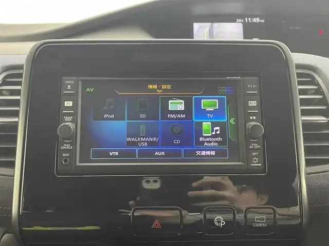日産 セレナ ニスモ 埼玉県 2018(平30)年 2.3万km ダイヤモンドブラック 純正７型ナビ　両側電動　デジタルミラー　　３６０°　禁煙車　　追従クルコン　ＷＡＣ　パーキングアシスト　衝突軽減　レーンアシスト　フルセグＴＶ　ＣＤ　ＤＶＤ　ＢＴ　ビルトインＥＴＣ　純正マット
