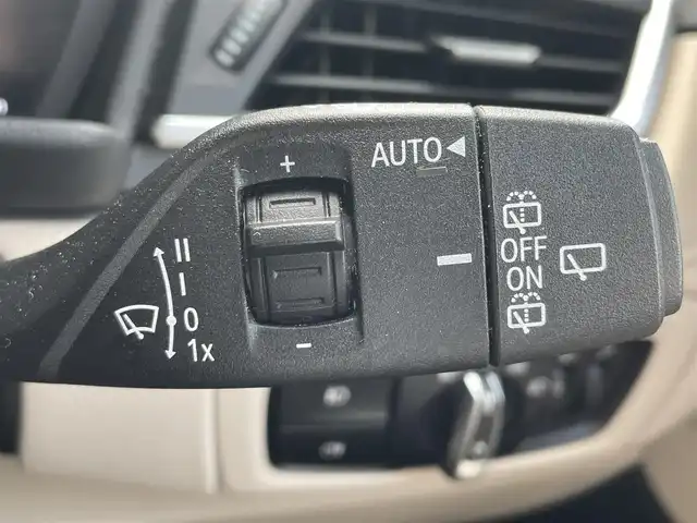 ＢＭＷ ２１８ｄ グランツアラー ラグジュアリー 高知県 2019(令1)年 5.8万km ミネラルホワイト 純正ナビ/　【AM/FM/Bluetooth】　/バックカメラ/ヘッドアップディスプレイ/白革シート/D/N席パワーシート/シートヒーター/クルーズコントロール/インテリジェントセーフティ/パワーバックドア/社外前後ドライブレコーダー/ミラー一体型ETC