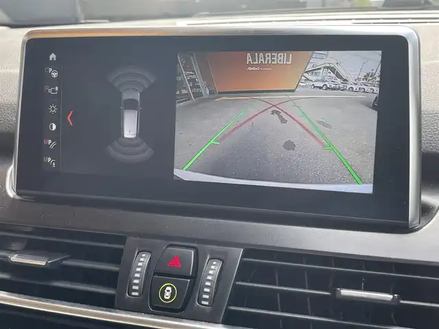 ＢＭＷ ２１８ｄ グランツアラー ラグジュアリー 高知県 2019(令1)年 5.8万km ミネラルホワイト 純正ナビ/　【AM/FM/Bluetooth】　/バックカメラ/ヘッドアップディスプレイ/白革シート/D/N席パワーシート/シートヒーター/クルーズコントロール/インテリジェントセーフティ/パワーバックドア/社外前後ドライブレコーダー/ミラー一体型ETC