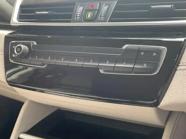 ＢＭＷ ２１８ｄ グランツアラー ラグジュアリー 高知県 2019(令1)年 5.8万km ミネラルホワイト 純正ナビ/　【AM/FM/Bluetooth】　/バックカメラ/ヘッドアップディスプレイ/白革シート/D/N席パワーシート/シートヒーター/クルーズコントロール/インテリジェントセーフティ/パワーバックドア/社外前後ドライブレコーダー/ミラー一体型ETC