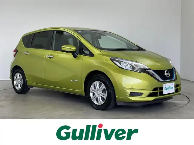 日産 ノート e－パワー X 埼玉県 2018(平30)年 8.1万km 緑 純正ナビ　アラウンドビューモニター　インテリジェントルームミラー　レーダークルーズコントロール　エマージェンシーブレーキ　純正フロアマット　コーナーセンサー　スマートキー　ＬＥＤヘッドライト　地デジ
