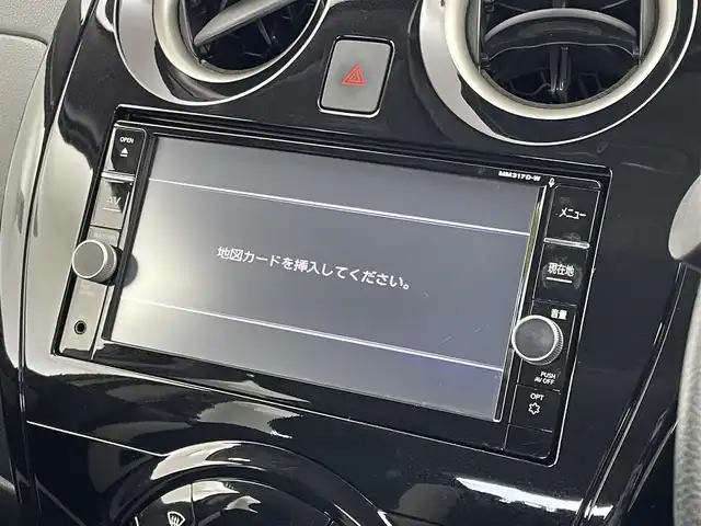日産 ノート e－パワー X 埼玉県 2018(平30)年 8.1万km 緑 純正ナビ　アラウンドビューモニター　インテリジェントルームミラー　レーダークルーズコントロール　エマージェンシーブレーキ　純正フロアマット　コーナーセンサー　スマートキー　ＬＥＤヘッドライト　地デジ