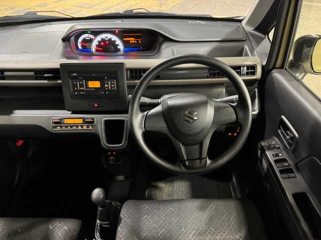 スズキ ワゴンＲ FX 道東・釧路十勝 2024(令6)年 1.7万km シフォンアイボリーM