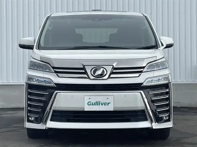 トヨタ ヴェルファイア Z Gエディション 愛媛県 2018(平30)年 3.8万km ホワイトパールクリスタルシャイン トヨタセーフティ/レーダークルーズコントロール/プリクラッシュセーフティ/サンルーフ/純正ナビ/キャプテンシート/ハンドルヒーター/シートヒーター/エアーシート/フォグランプ/バッグモニター/両側パワースライド/三眼LEDヘッドライト/オートマチックハイビーム/Bluetooth/オットマン/パワーシート/電動リアゲート