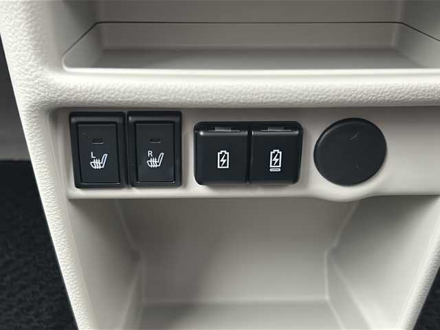 スズキ ラパン ＬＣ X 佐賀県 2024(令6)年 1.4万km トラッドカーキメタリック/アーバンブラウン 2トーン ETC/bluetooth／バックカメラ/スペアキー/プッシュスタート／エアバッグW/オートライト/バックカメラ/ワンオーナー/ABS／レーンキープアシスト／/横滑り防止装置／盗難防止装置/コーナーセンサー/アイドリングストップ/パワーステアリング／パワーウィンドウ/取扱説明書／保証書／点検記録簿/(1ヶ月、6ヶ月、1年）/ハーフレザーシート