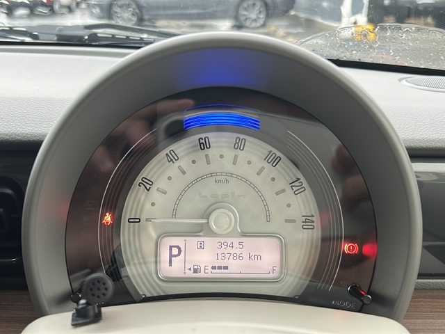 スズキ ラパン ＬＣ X 佐賀県 2024(令6)年 1.4万km トラッドカーキメタリック/アーバンブラウン 2トーン ETC/bluetooth／バックカメラ/スペアキー/プッシュスタート／エアバッグW/オートライト/バックカメラ/ワンオーナー/ABS／レーンキープアシスト／/横滑り防止装置／盗難防止装置/コーナーセンサー/アイドリングストップ/パワーステアリング／パワーウィンドウ/取扱説明書／保証書／点検記録簿/(1ヶ月、6ヶ月、1年）/ハーフレザーシート