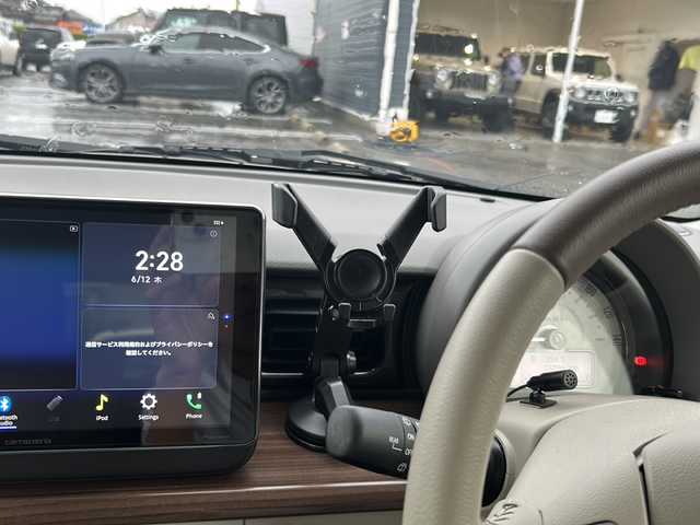 スズキ ラパン ＬＣ X 佐賀県 2024(令6)年 1.4万km トラッドカーキメタリック/アーバンブラウン 2トーン ETC/bluetooth／バックカメラ/スペアキー/プッシュスタート／エアバッグW/オートライト/バックカメラ/ワンオーナー/ABS／レーンキープアシスト／/横滑り防止装置／盗難防止装置/コーナーセンサー/アイドリングストップ/パワーステアリング／パワーウィンドウ/取扱説明書／保証書／点検記録簿/(1ヶ月、6ヶ月、1年）/ハーフレザーシート