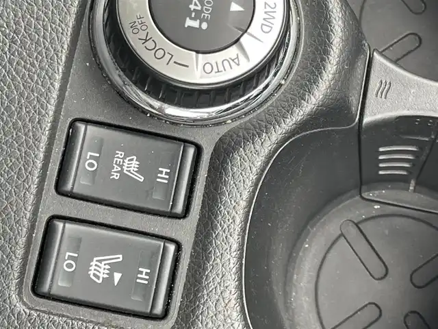 日産 エクストレイル ハイブリッド モード・プレミア 滋賀県 2018(平30)年 6万km ダイヤモンドブラック 純正7インチナビ/・フルセグTV/・Bluetooth/・CD/DVD/・SD/・FM/AM/バックカメラ/ETC/電動バックドア/黒レザーシート/シートヒーター/前方ドライブレコーダー/純正フロアマット/AUTECH19インチアルミホイール