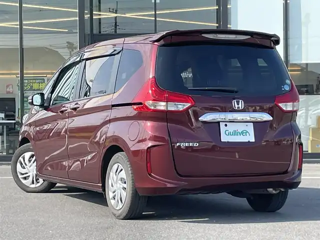 ホンダ フリード G 茨城県 2017(平29)年 2.3万km プレミアムディープロッソパール 純正ナビ/【DISC・ラジオ・TV・iPod・SD・USB・BT・VTR・AUX】/ETC/Bカメラ/前後ドラレコ/ステリモ/アイドリングストップ/両側パワスラ/サイドリフトアップシート/イエローFフォグ/LEDライト/純正フロアマット/純正ホイールカバー