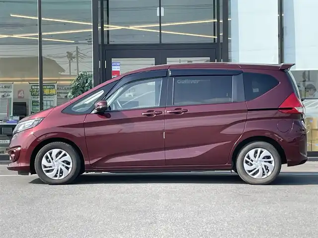 ホンダ フリード G 茨城県 2017(平29)年 2.3万km プレミアムディープロッソパール 純正ナビ/【DISC・ラジオ・TV・iPod・SD・USB・BT・VTR・AUX】/ETC/Bカメラ/前後ドラレコ/ステリモ/アイドリングストップ/両側パワスラ/サイドリフトアップシート/イエローFフォグ/LEDライト/純正フロアマット/純正ホイールカバー