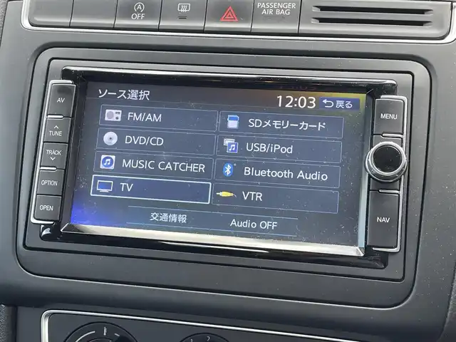 フォルクスワーゲン ポロ プレミアムエディションナビPKG 滋賀県 2016(平28)年 3万km 赤 純正8インチナビ/　（Bluetooth/DVD/CD/USB/フルセグ）/ABS/横滑り防止装置/オートライト/MTモード付AT/サイドカーテンエアバック