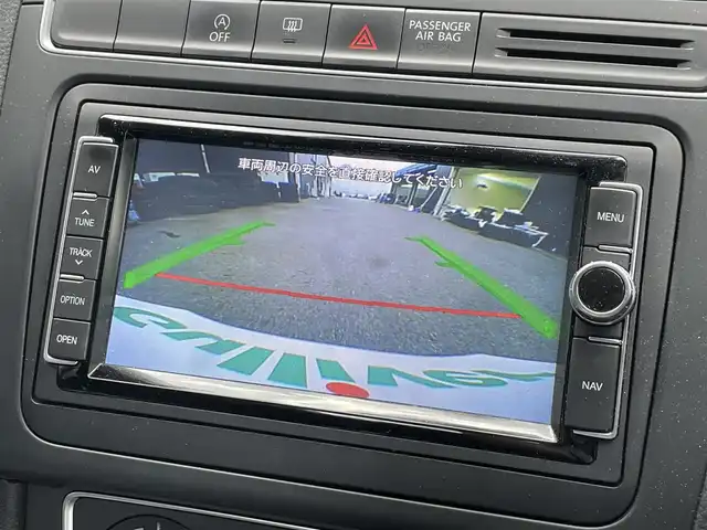 フォルクスワーゲン ポロ プレミアムエディションナビPKG 滋賀県 2016(平28)年 3万km 赤 純正8インチナビ/　（Bluetooth/DVD/CD/USB/フルセグ）/ABS/横滑り防止装置/オートライト/MTモード付AT/サイドカーテンエアバック