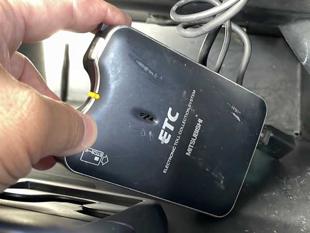 ホンダ Ｎ ＢＯＸ SSパッケージ 山口県 2015(平27)年 12.3万km スマートブラック 社外メモリナビ/Bluetooth/フルセグTV/バックカメラ/スマートキー/プッシュスタート/両側パワースライドドア/シティブレーキアシスト/横滑り防止装置/ヘッドライトレベライザー/社外前後ドライブレコーダー/ステアリングスイッチ/ETC/フロント、リアアームレスト/純正14インチAW/保証書/スペアキー1個
