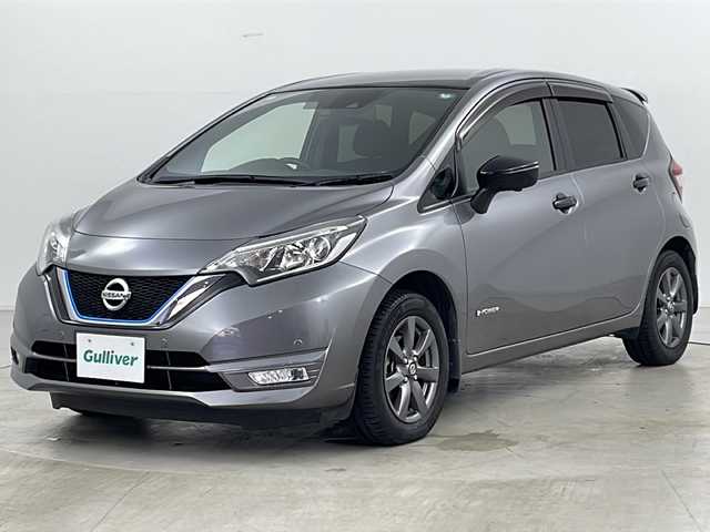 日産 ノート e－パワーX FOUR Bアロー 道央・札幌 2018(平30)年 8.1万km ダークメタルグレー/スーパーブラック2トーン ・4WD/・寒冷地仕様/・純正ナビ&CD&DVD&SD&BT/・アラウンドビューモニター/・レーダークルーズコントロール/・レーンキープアシスト/・デジタルインナーミラー/・純正ド前方ライブレコーダー/・ビルトインETC/・ステアリングスイッチ/・TVキャンセラー/・電動格納ミラー/・ドアミラーヒーター/・純正フロアマット/・LEDヘッドライト/・オートライト/・スマートキー