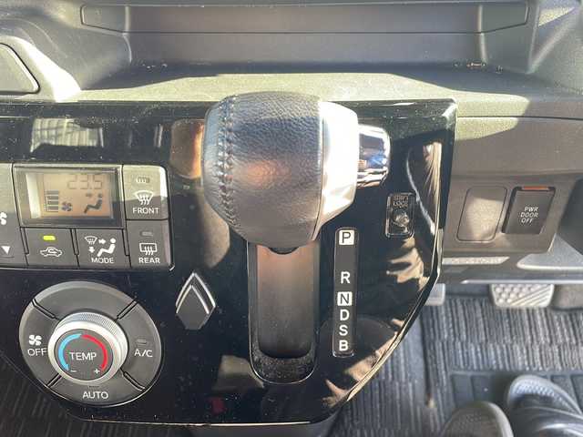 ダイハツ ウェイク G ターボ SA Ⅱ 三重県 2017(平29)年 10.3万km 青 純正ナビ/両側パワースライドドア/バックカメラ/ドライブレコーダー/ETC/スペアキー/LEDオートライト/電動格納ミラー/PCS/純正フロアマット/純正ドアバイザー/LEDフォグライト/禁煙車