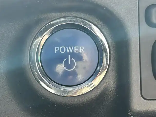 トヨタ アクア クロスオーバー グラム 愛知県 2019(平31)年 7.8万km ベージュ ワンオーナー/純正メモリナビ/フルセグテレビ/バックカメラ/Bluetooth/ウィンカーミラー/クルーズコントロール/ドアバイザー/プッシュスタート/ETC/衝突軽減ブレーキ/レーンキープ/ハーフレザーシート