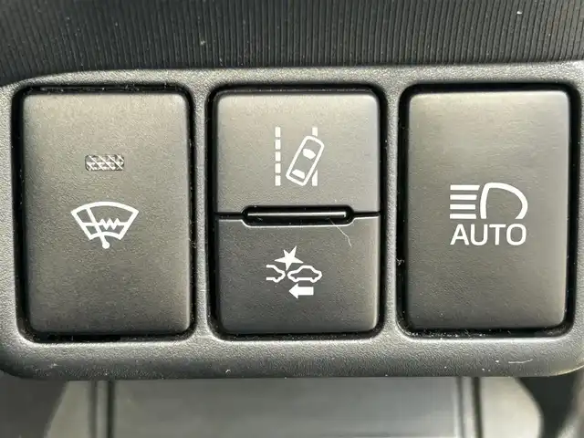 トヨタ アクア クロスオーバー グラム 愛知県 2019(平31)年 7.8万km ベージュ ワンオーナー/純正メモリナビ/フルセグテレビ/バックカメラ/Bluetooth/ウィンカーミラー/クルーズコントロール/ドアバイザー/プッシュスタート/ETC/衝突軽減ブレーキ/レーンキープ/ハーフレザーシート