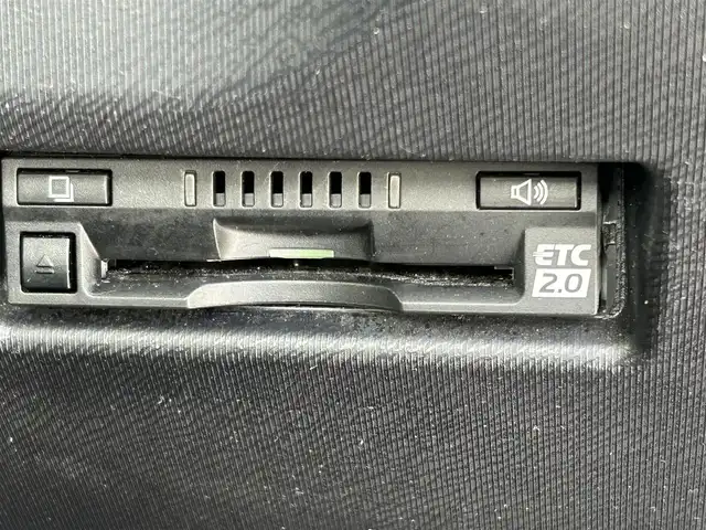 トヨタ アクア クロスオーバー グラム 愛知県 2019(平31)年 7.8万km ベージュ ワンオーナー/純正メモリナビ/フルセグテレビ/バックカメラ/Bluetooth/ウィンカーミラー/クルーズコントロール/ドアバイザー/プッシュスタート/ETC/衝突軽減ブレーキ/レーンキープ/ハーフレザーシート