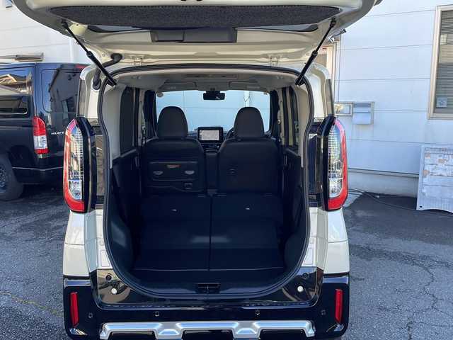 三菱 デリカミニ G プレミアム 東京都 2024(令6)年 0.5万km ナチュラルアイボリーメタリック プッシュスタート/オートパーキング/純正ナビ　/純正フロアマット/シートヒーター/ステアリングヒーター/クルーズコントロール/ステアリングリモコン/ミラーモニター/全方位バックミラー/両側電動スライドドア/電動トランクリッド/フルフラットシート/ルーフレール/説明書/保証書/スペアキー1本