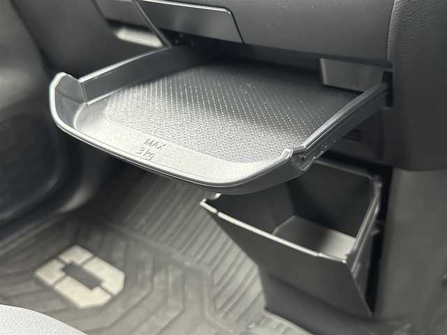 三菱 デリカミニ G プレミアム 東京都 2024(令6)年 0.5万km ナチュラルアイボリーメタリック プッシュスタート/オートパーキング/純正ナビ　/純正フロアマット/シートヒーター/ステアリングヒーター/クルーズコントロール/ステアリングリモコン/ミラーモニター/全方位バックミラー/両側電動スライドドア/電動トランクリッド/フルフラットシート/ルーフレール/説明書/保証書/スペアキー1本