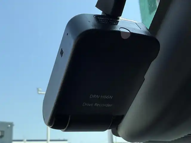 ダイハツ キャスト アクティバ X SAⅡ 千葉県 2016(平28)年 6.3万km スプラッシュブルーM メモリナビ（MDV-S709W）/　（BT/DVD/CD/AM/FM)/フルセグ/ETC/バックカメラ/前ドライブレコーダー/衝突軽減ブレーキ/衝突警報/車線逸脱警報/前後誤発信抑制/先行車発進お知らせ
