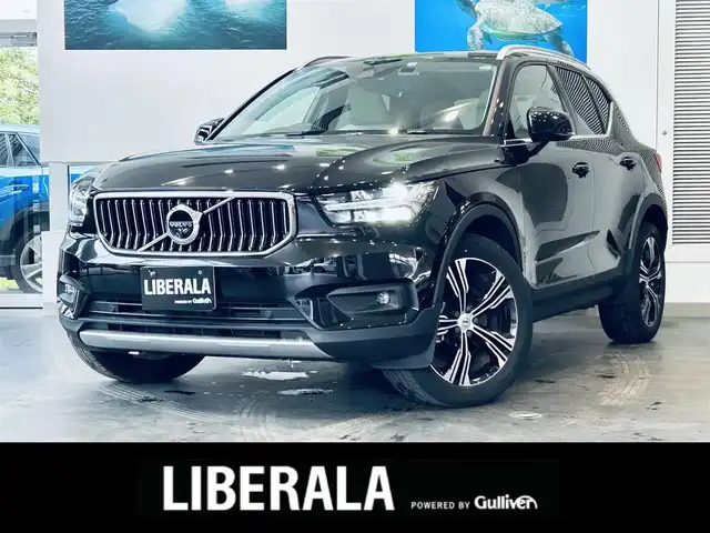 ボルボ ボルボ ＸＣ４０ B4 AWD インスクリプション 大阪府 2022(令4)年 1.4万km オニキスブラックP ハーマンカードン/レザーシート/パワーシート/Dシートメモリ/シートヒーター/ステアリングヒーター/ACC/BLIS/純正ナビ/TV/360度カメラ/applecarplay/純正19インチAW/LEDヘッドライト/電動リアゲート/ワイヤレス充電/自動駐車