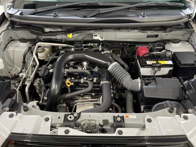 ダイハツ ロッキー プレミアム 新潟県 2019(令1)年 2.9万km ブラックマイカメタリック/シャイニングホワイトパール 純正ディスプレイオーディオ/　　フルセグ/BT/AppleCarPlay/バックカメラ/レーダークルーズコントロール/HIDオートライト/ハーフレザーシート/シートヒーター/純正アルミホイール/アイドリングストップ/スマートキー/ETC