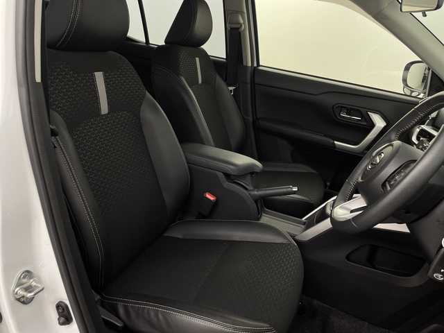 ダイハツ ロッキー プレミアム 新潟県 2019(令1)年 2.9万km ブラックマイカメタリック/シャイニングホワイトパール 純正ディスプレイオーディオ/　　フルセグ/BT/AppleCarPlay/バックカメラ/レーダークルーズコントロール/HIDオートライト/ハーフレザーシート/シートヒーター/純正アルミホイール/アイドリングストップ/スマートキー/ETC