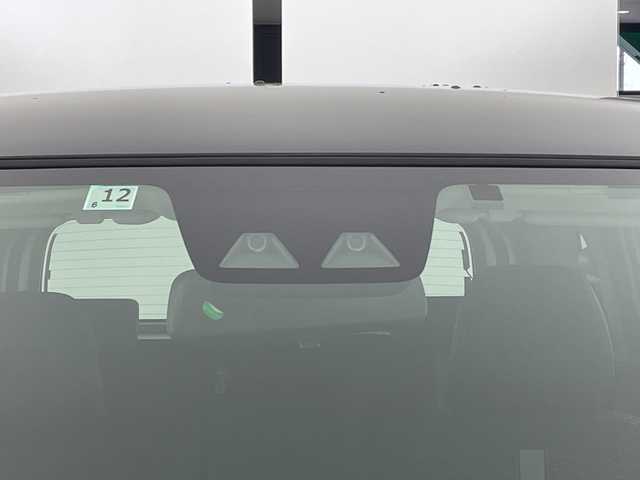 ダイハツ ロッキー プレミアム 新潟県 2019(令1)年 2.9万km ブラックマイカメタリック/シャイニングホワイトパール 純正ディスプレイオーディオ/　　フルセグ/BT/AppleCarPlay/バックカメラ/レーダークルーズコントロール/HIDオートライト/ハーフレザーシート/シートヒーター/純正アルミホイール/アイドリングストップ/スマートキー/ETC