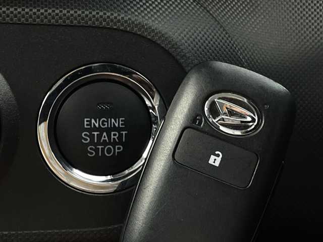 ダイハツ ロッキー プレミアム 新潟県 2019(令1)年 2.9万km ブラックマイカメタリック/シャイニングホワイトパール 純正ディスプレイオーディオ/　　フルセグ/BT/AppleCarPlay/バックカメラ/レーダークルーズコントロール/HIDオートライト/ハーフレザーシート/シートヒーター/純正アルミホイール/アイドリングストップ/スマートキー/ETC