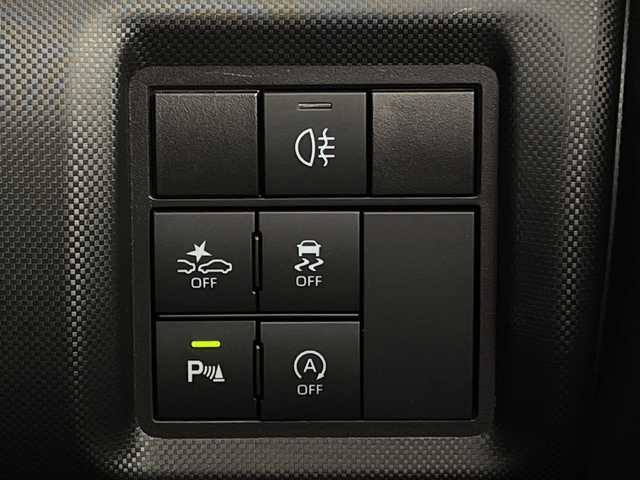 ダイハツ ロッキー プレミアム 新潟県 2019(令1)年 2.9万km ブラックマイカメタリック/シャイニングホワイトパール 純正ディスプレイオーディオ/　　フルセグ/BT/AppleCarPlay/バックカメラ/レーダークルーズコントロール/HIDオートライト/ハーフレザーシート/シートヒーター/純正アルミホイール/アイドリングストップ/スマートキー/ETC