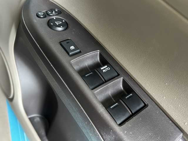 ホンダ Ｎ ＯＮＥ G Lパッケージ 静岡県 2013(平25)年 5.4万km 青 純正オーディオ/・Bluetooth/CD/DVD/主要装備/・ドライブレコーダー　/・バックカメラ　/・オートライト　　/・アイドリングストップ　/・オートエアコン　/・純正フロアマット　/・純正アルミキャップ　/・社外レザーシート　/・ＨＤＭＩ　/・プッシュスタート　/・スマートキー/・パワーステアリング/・パワーウィンドウ