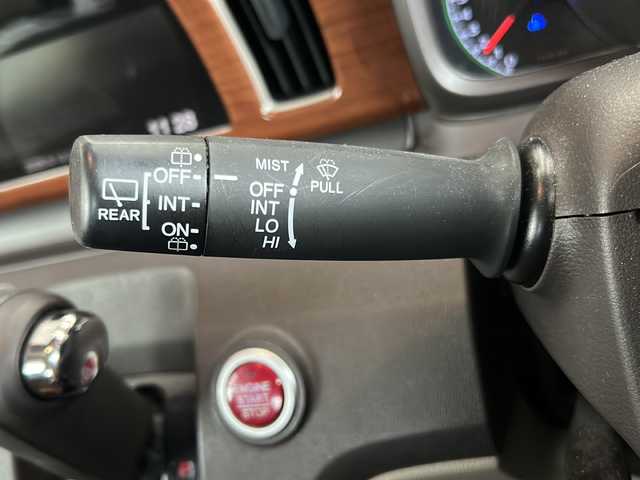 ホンダ Ｎ ＯＮＥ G Lパッケージ 静岡県 2013(平25)年 5.4万km 青 純正オーディオ/・Bluetooth/CD/DVD/主要装備/・ドライブレコーダー　/・バックカメラ　/・オートライト　　/・アイドリングストップ　/・オートエアコン　/・純正フロアマット　/・純正アルミキャップ　/・社外レザーシート　/・ＨＤＭＩ　/・プッシュスタート　/・スマートキー/・パワーステアリング/・パワーウィンドウ
