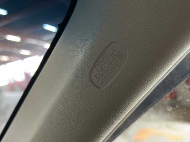 ホンダ Ｎ ＯＮＥ G Lパッケージ 静岡県 2013(平25)年 5.4万km 青 純正オーディオ/・Bluetooth/CD/DVD/主要装備/・ドライブレコーダー　/・バックカメラ　/・オートライト　　/・アイドリングストップ　/・オートエアコン　/・純正フロアマット　/・純正アルミキャップ　/・社外レザーシート　/・ＨＤＭＩ　/・プッシュスタート　/・スマートキー/・パワーステアリング/・パワーウィンドウ