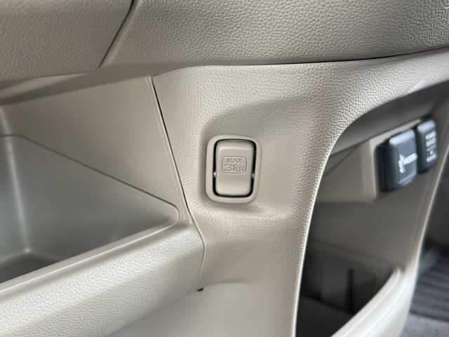 ホンダ Ｎ ＯＮＥ G Lパッケージ 静岡県 2013(平25)年 5.4万km 青 純正オーディオ/・Bluetooth/CD/DVD/主要装備/・ドライブレコーダー　/・バックカメラ　/・オートライト　　/・アイドリングストップ　/・オートエアコン　/・純正フロアマット　/・純正アルミキャップ　/・社外レザーシート　/・ＨＤＭＩ　/・プッシュスタート　/・スマートキー/・パワーステアリング/・パワーウィンドウ