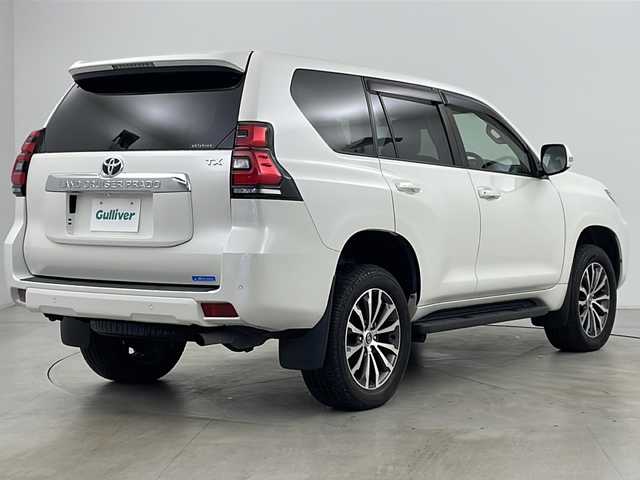トヨタ ランドクルーザー プラド TX Lパッケージ 道央・札幌 2020(令2)年 4.1万km ホワイトパールクリスタルシャイン ・４ＷＤ/・社外ナビ＆ＴＶ＆ＢＴ＆ＤＶＤ＆ＣＤ/・バックカメラ/・ワンオーナー/・衝突被害軽減ブレーキ/・アダプティブクルーズコントロール/・レーンキープアシスト/・コーナーセンサー/・前席シートヒーター＆ベンチレーション＆パワーシート/・全席ベージュ革/・ＬＥＤヘッドライト/・社外ドライブレコーダー/・ＥＴＣ