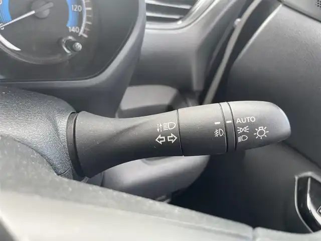 日産 ルークス ハイウェイスター X 熊本県 2021(令3)年 2.7万km パール 社外ナビ/TV/BT/CD/SD/USB/AM/FM/AUX/全方位カメラ/・バックカメラ/前後ドラレコ/エマージェンシーブレーキ/前後コーナーセンサー/車線逸脱警報/標識検知/ふらつき警報/先行車発進お知らせ/アイドリングストップ/ステアリングリモコン/オートライト/・LEDヘッドライト/・LEDフォグライト/・オートハイビーム/・ヘッドライトレベライザー/純正AW/純正ドアバイザー/純正フロアマット/プッシュスタート/・スマートキー/・スペアキー×１/電動格納ミラー/・ミラーウィンカー