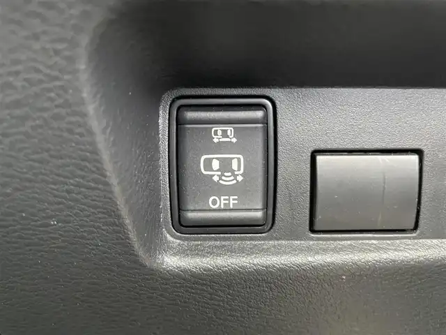 日産 ルークス ハイウェイスター X 熊本県 2021(令3)年 2.7万km パール 社外ナビ/TV/BT/CD/SD/USB/AM/FM/AUX/全方位カメラ/・バックカメラ/前後ドラレコ/エマージェンシーブレーキ/前後コーナーセンサー/車線逸脱警報/標識検知/ふらつき警報/先行車発進お知らせ/アイドリングストップ/ステアリングリモコン/オートライト/・LEDヘッドライト/・LEDフォグライト/・オートハイビーム/・ヘッドライトレベライザー/純正AW/純正ドアバイザー/純正フロアマット/プッシュスタート/・スマートキー/・スペアキー×１/電動格納ミラー/・ミラーウィンカー