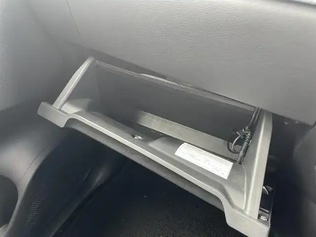 日産 ルークス ハイウェイスター X 熊本県 2021(令3)年 2.7万km パール 社外ナビ/TV/BT/CD/SD/USB/AM/FM/AUX/全方位カメラ/・バックカメラ/前後ドラレコ/エマージェンシーブレーキ/前後コーナーセンサー/車線逸脱警報/標識検知/ふらつき警報/先行車発進お知らせ/アイドリングストップ/ステアリングリモコン/オートライト/・LEDヘッドライト/・LEDフォグライト/・オートハイビーム/・ヘッドライトレベライザー/純正AW/純正ドアバイザー/純正フロアマット/プッシュスタート/・スマートキー/・スペアキー×１/電動格納ミラー/・ミラーウィンカー