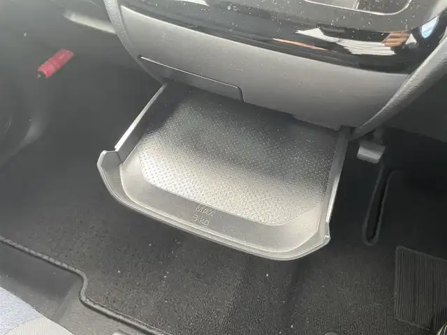 日産 ルークス ハイウェイスター X 熊本県 2021(令3)年 2.7万km パール 社外ナビ/TV/BT/CD/SD/USB/AM/FM/AUX/全方位カメラ/・バックカメラ/前後ドラレコ/エマージェンシーブレーキ/前後コーナーセンサー/車線逸脱警報/標識検知/ふらつき警報/先行車発進お知らせ/アイドリングストップ/ステアリングリモコン/オートライト/・LEDヘッドライト/・LEDフォグライト/・オートハイビーム/・ヘッドライトレベライザー/純正AW/純正ドアバイザー/純正フロアマット/プッシュスタート/・スマートキー/・スペアキー×１/電動格納ミラー/・ミラーウィンカー