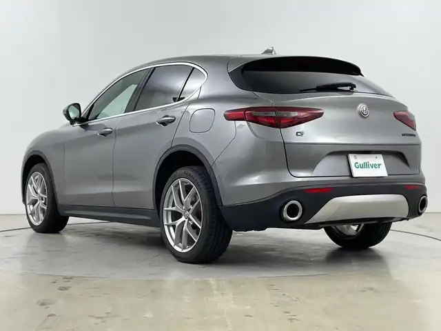 アルファロメオ ステルヴィオ ファーストエディション 道央・札幌 2018(平30)年 11.3万km ストロンボリグレー ・４WD /・衝突被害軽減ブレーキ/・純正ディスプレイオーディオ/・Bluetooth/USB/AUX/・バックカメラ /・レザーシート/パワーシート/・シートヒーター/・アクティブクルーズコントロール/・ブラインドスポットモニター/・harman/kurdon/・前後ドライブレコーダー