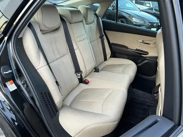 トヨタ クラウン ハイブリッド G 愛媛県 2019(令1)年 4.9万km プレシャスブラックパール 登録時走行距離：48169Km/純正メーカーOPメモリナビ/AM/FM/CD/DVD/TV/BT/SD/ETC2.0/Bカメラ/前後ドラレコ/パワーシート/追従クルコン/横滑り防止装置/盗難防止装置/衝突軽減システム/前後コーナーセンサー/LEDヘッドライト/オートライト/オートハイビーム/エンジンスタートボタン/スマートキー/純正アルミホイール/純正フロアマット