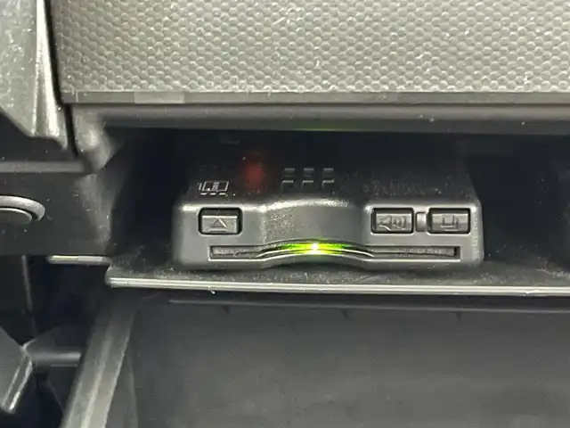 ダイハツ タフト G 愛知県 2020(令2)年 6.4万km レモンスカッシュクリスタルM 純正９型スマホ連携ナビ　/UVIRカットシェード付きガラスルーフ　/ＢＴ　ＣＤ　ＤＶＤ　フルセグＴＶ　ＦＭ　ＡＭ　ＳＤ　/全周囲カメラ　/ETC/LEDオートヘッドライト/スマートアシスト　/車線逸脱警報/前方後方誤発進抑制/衝突回避支援ブレーキ/先行車発進告知/標識認識機能/スマートパノラマパーキングアシスト/電動パーキングブレーキ/ブレーキホールド/電動格納ミラー/フロアマット/ルーフレール/純正ドライブレコーダー　/シートヒーター/スマートキー