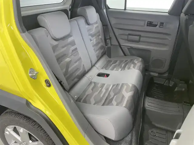 ダイハツ タフト G 愛知県 2020(令2)年 6.4万km レモンスカッシュクリスタルM 純正９型スマホ連携ナビ　/UVIRカットシェード付きガラスルーフ　/ＢＴ　ＣＤ　ＤＶＤ　フルセグＴＶ　ＦＭ　ＡＭ　ＳＤ　/全周囲カメラ　/ETC/LEDオートヘッドライト/スマートアシスト　/車線逸脱警報/前方後方誤発進抑制/衝突回避支援ブレーキ/先行車発進告知/標識認識機能/スマートパノラマパーキングアシスト/電動パーキングブレーキ/ブレーキホールド/電動格納ミラー/フロアマット/ルーフレール/純正ドライブレコーダー　/シートヒーター/スマートキー