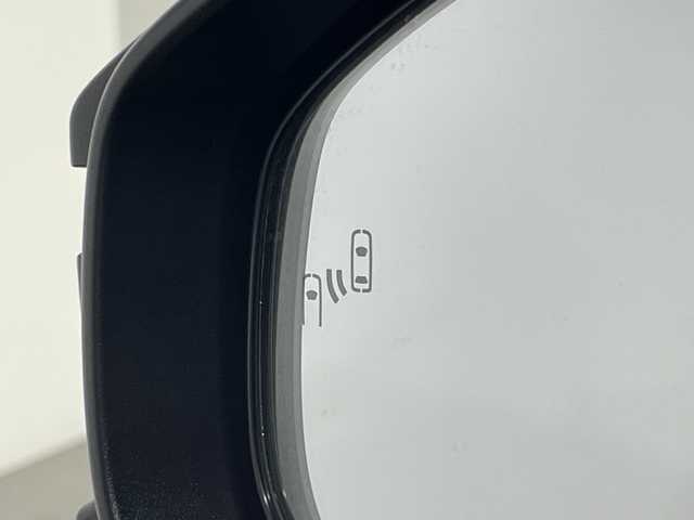 トヨタ プリウス Z 神奈川県 2024(令6)年 4.5万km アティチュードブラックマイカ トヨタセーフティセンス/純正12.3型ディスプレイオーディオ/・BT/フルセグTV/USB/MiraCast/パノラミックビューモニター/デジタルインナーミラー/AC100V/置くだけ充電/モデリスタエアロキット/ビルトインETC2.0/BSM/パーキングアシスト/パワーバックドア/電動サイドブレーキ/オートブレーキホールド/レザー調シート/パワーシート(D)/メモリシート(D)/シートヒーター(D/N)/ベンチレーション(D/N)/EVモード/ECO/SPORTモード/革巻きステアリング/ステアリングスイッチ/Autoライト/ステアリングヒーター/ヘッドライトレベライザー/LEDヘッドライト/電動格納ミラー/ウィンカーミラー/フロアマット/純正ドアバイザー/純正19インチアルミホイール