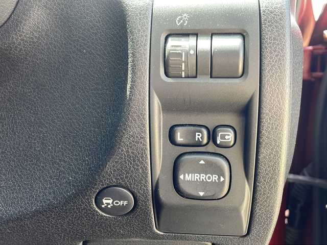 スバル フォレスター 2．0XS 静岡県 2009(平21)年 12万km カメリアレッドパール 【主要装備】/パナソニックＳＤナビ　/クルーズコントロール　/前席パワーシート　/ＥＴＣ　/純正１７インチアルミホイール　/横滑り防止機能　/リモコンキー　/ＨＩＤヘッドライト