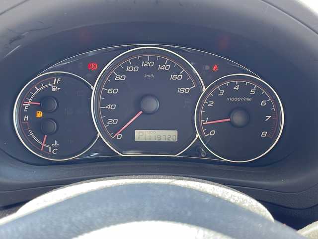 スバル フォレスター 2．0XS 静岡県 2009(平21)年 12万km カメリアレッドパール 【主要装備】/パナソニックＳＤナビ　/クルーズコントロール　/前席パワーシート　/ＥＴＣ　/純正１７インチアルミホイール　/横滑り防止機能　/リモコンキー　/ＨＩＤヘッドライト