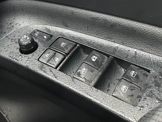 トヨタ シエンタ ハイブリッド G クエロ 滋賀県 2018(平30)年 5.2万km クールボルドーガラスフレーク ECLIPSEナビ/(BT/フルセグ/CD/DVD)/ビルトインETC/プリクラッシュセーフティーセンス/レーンキープアシスト/車線逸脱警報/先行車発進告知/両側電動スライドドア/前方ドラレコ/LEDオートライト/オートハイビーム/フォグ