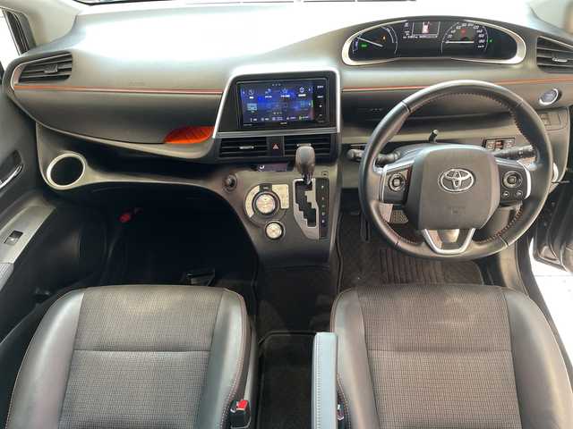 トヨタ シエンタ ハイブリッド G クエロ 埼玉県 2018(平30)年 5.2万km クールボルドーガラスフレーク トヨタセーフティセンス/社外ナビ/　　CD/DVD/BT/フルセグTV/バックカメラ/両側パワースライドドア/LEDオートライト/ハーフレザー/ステアリングスイッチ/プッシュスタート/ETC/禁煙車